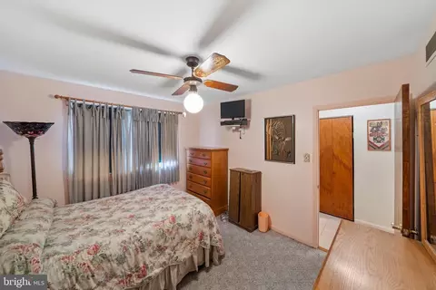 Bedroom - 205 S Gerald Dr, Newark, DE 19713 photo 2 of 3
