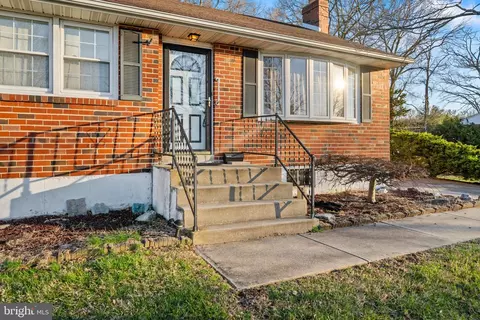 Exterior - 205 S Gerald Dr, Newark, DE 19713 photo 3 of 7