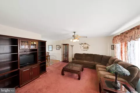 Living - 205 S Gerald Dr, Newark, DE 19713 photo 1 of 1