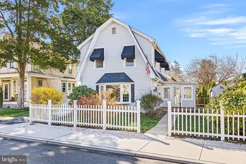4 E Cochran St, Middletown, DE 19709