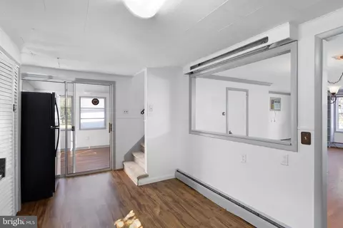 Entry Way - 4 E Cochran St, Middletown, DE 19709 photo 1 of 1