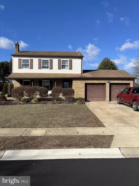 109 Giles Ct, Newark, DE 19702