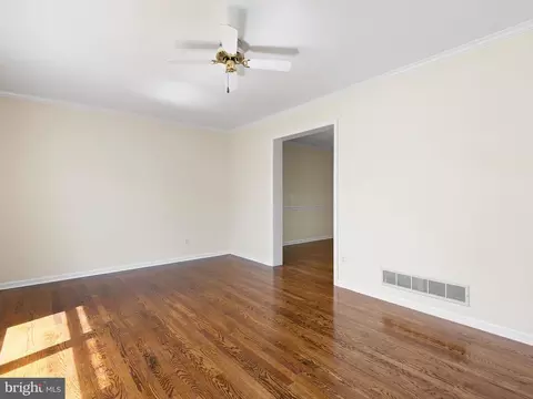 Living - 666 Clifton Dr, Bear, DE 19701 photo 3 of 6