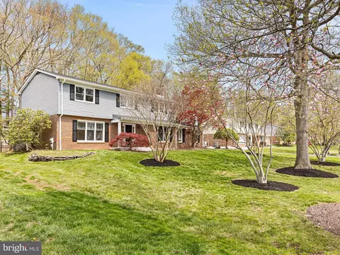 666 Clifton Dr, Bear, DE 19701