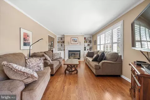 Living - 701 Christopher Dr, Middletown, DE 19709 photo 1 of 1
