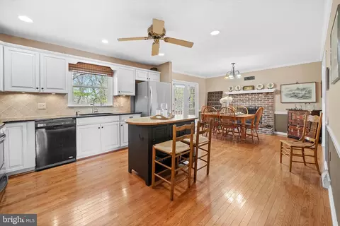 Kitchen - 701 Christopher Dr, Middletown, DE 19709 photo 2 of 3