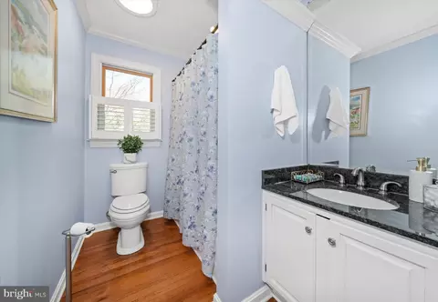 Bath - 701 Christopher Dr, Middletown, DE 19709 photo 1 of 2