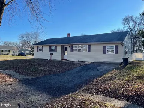 601 Donald Dr, Newark, DE 19713