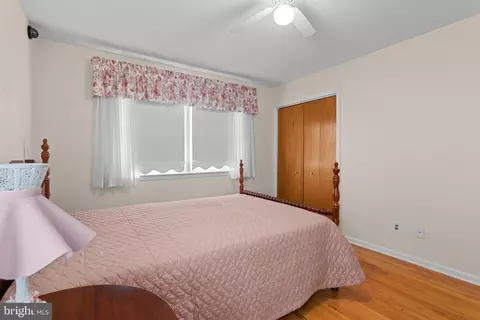 Bedroom - 30 Stardust Dr, Newark, DE 19702 photo 4 of 4