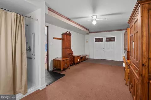 Entry Way - 30 Stardust Dr, Newark, DE 19702 photo 5 of 5