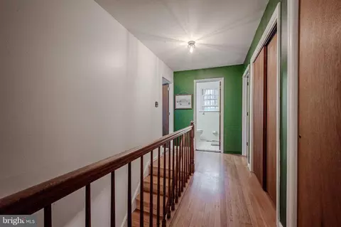 Entry Way - 31 Blue Jay Dr, Newark, DE 19713 photo 6 of 6