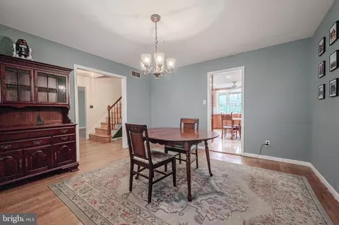 Dining - 31 Blue Jay Dr, Newark, DE 19713 photo 1 of 2