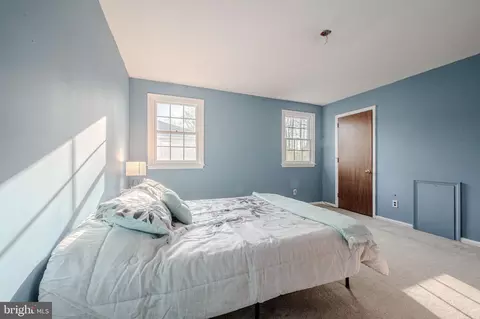 Bedroom - 31 Blue Jay Dr, Newark, DE 19713 photo 7 of 7