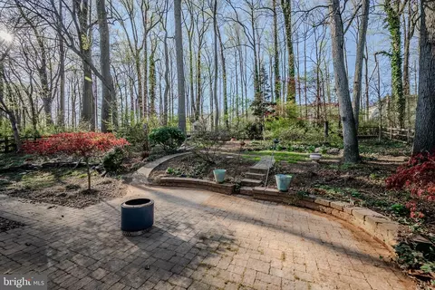 Exterior - 31 Blue Jay Dr, Newark, DE 19713 photo 2 of 5