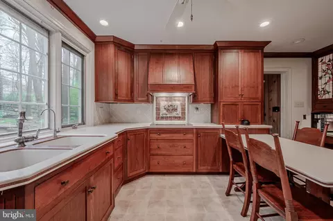 Kitchen - 31 Blue Jay Dr, Newark, DE 19713 photo 1 of 3