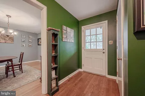Entry Way - 31 Blue Jay Dr, Newark, DE 19713 photo 2 of 6