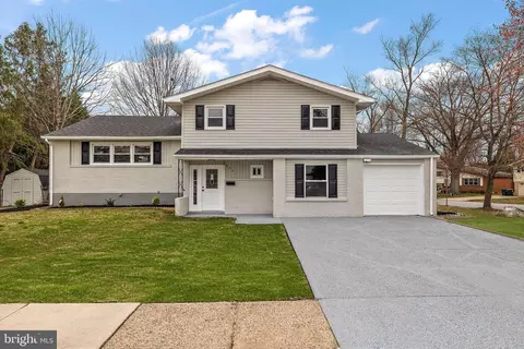 2141 Westminster Dr, Wilmington, DE 19810