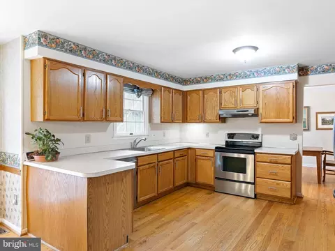 Kitchen - 6 Point Ave, Newark, DE 19711 photo 2 of 4