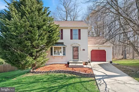22 Kings Bridge Ct, Newark, DE 19702