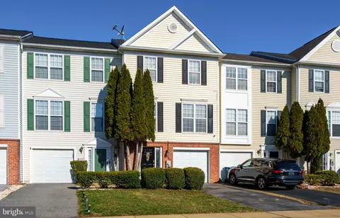 43 Lisa Dr, Newark, DE 19702
