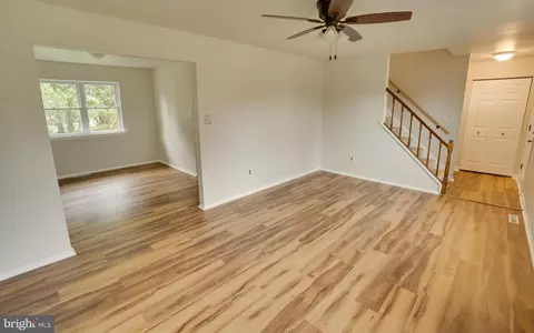 Living - 32 Southbridge Rd, Bear, DE 19701 photo 1 of 3