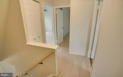 Entry Way - 32 Southbridge Rd, Bear, DE 19701 photo 12 of 19