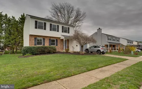 32 Southbridge Rd, Bear, DE 19701