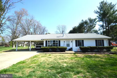 990 Caldwell Corner Rd, Townsend, DE 19734