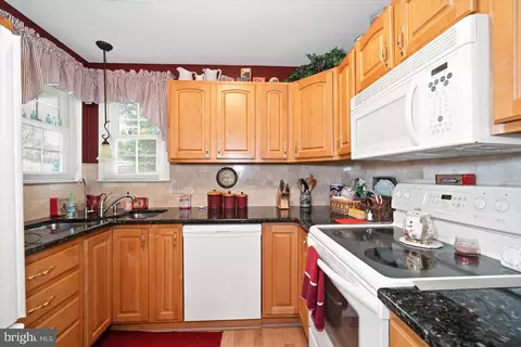 Kitchen - 101 Belltown Ter, Bear, DE 19701 photo 3 of 4