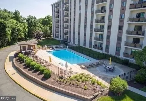 27310 Valley Run Dr, Wilmington, DE 19810
