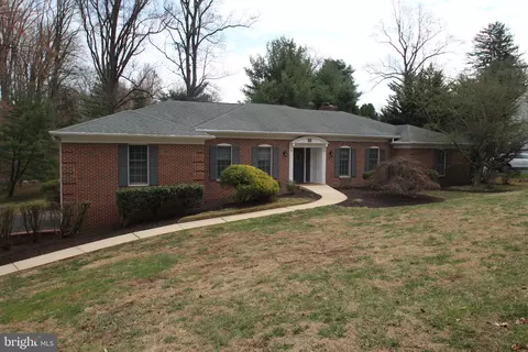 605 Cheltenham Rd, Wilmington, DE 19808
