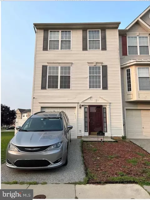 7 S Sherman Dr, Bear, DE 19701