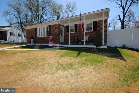 131 Dunsinane Dr, New Castle, DE 19720