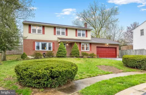 1002 Timberwyck Rd, Wilmington, DE 19810