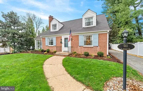 511 N Dupont Rd, Wilmington, DE 19807