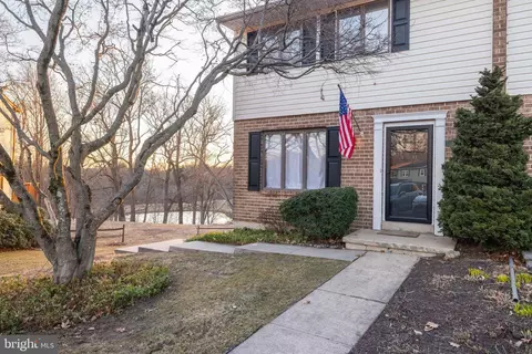4858 Hogan Dr, Wilmington, DE 19808
