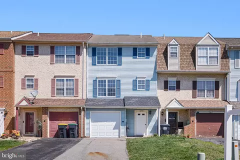 1050 Old Forge Rd, New Castle, DE 19720