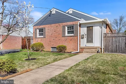 213 Lyndhurst Ave, Wilmington, DE 19803