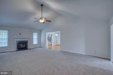 Living - 113 Megan Dr, Bear, DE 19701 photo 4 of 7