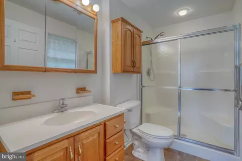 Bath - 113 Megan Dr, Bear, DE 19701 photo 3 of 3