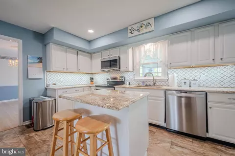Kitchen - 129 Honora Dr, Bear, DE 19701 photo 1 of 5