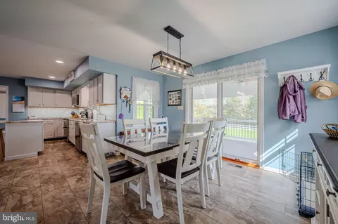 Dining - 129 Honora Dr, Bear, DE 19701 photo 1 of 4