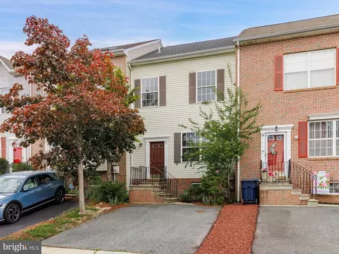 Exterior - 56 Highland Cir, Newark, DE 19713 photo 1 of 2