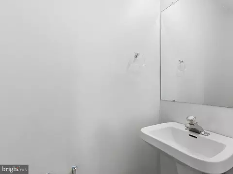 Entry Way - 56 Highland Cir, Newark, DE 19713 photo 1 of 1