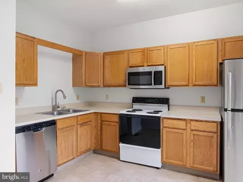 Kitchen - 56 Highland Cir, Newark, DE 19713 photo 1 of 1