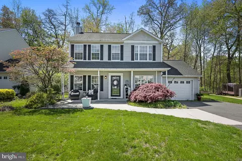 211 Dunsmore Dr, Newark, DE 19713