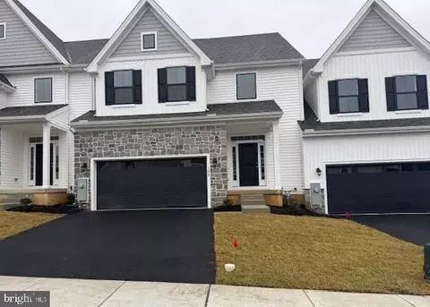 102 Leahy Dr, Newark, DE 19711