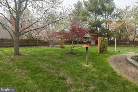 2 Battle Dr, Newark, DE 19702 photo 6