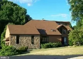 110 Hobson Dr, Hockessin, DE 19707