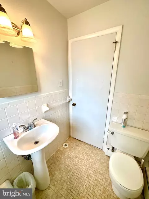 Bath - 116 Main St, Townsend, DE 19734 photo 3 of 4